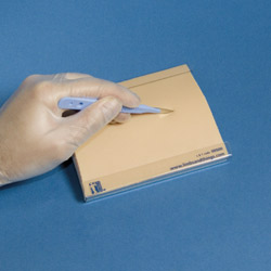 Skin pad available in two sizes (small and large) and two colours (light and brown